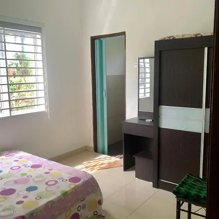 Homestay Warisan Nenda Shah Alam Exterior photo