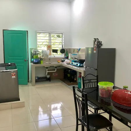Homestay Warisan Nenda Shah Alam Exterior photo